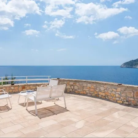 Ciolo Villa *